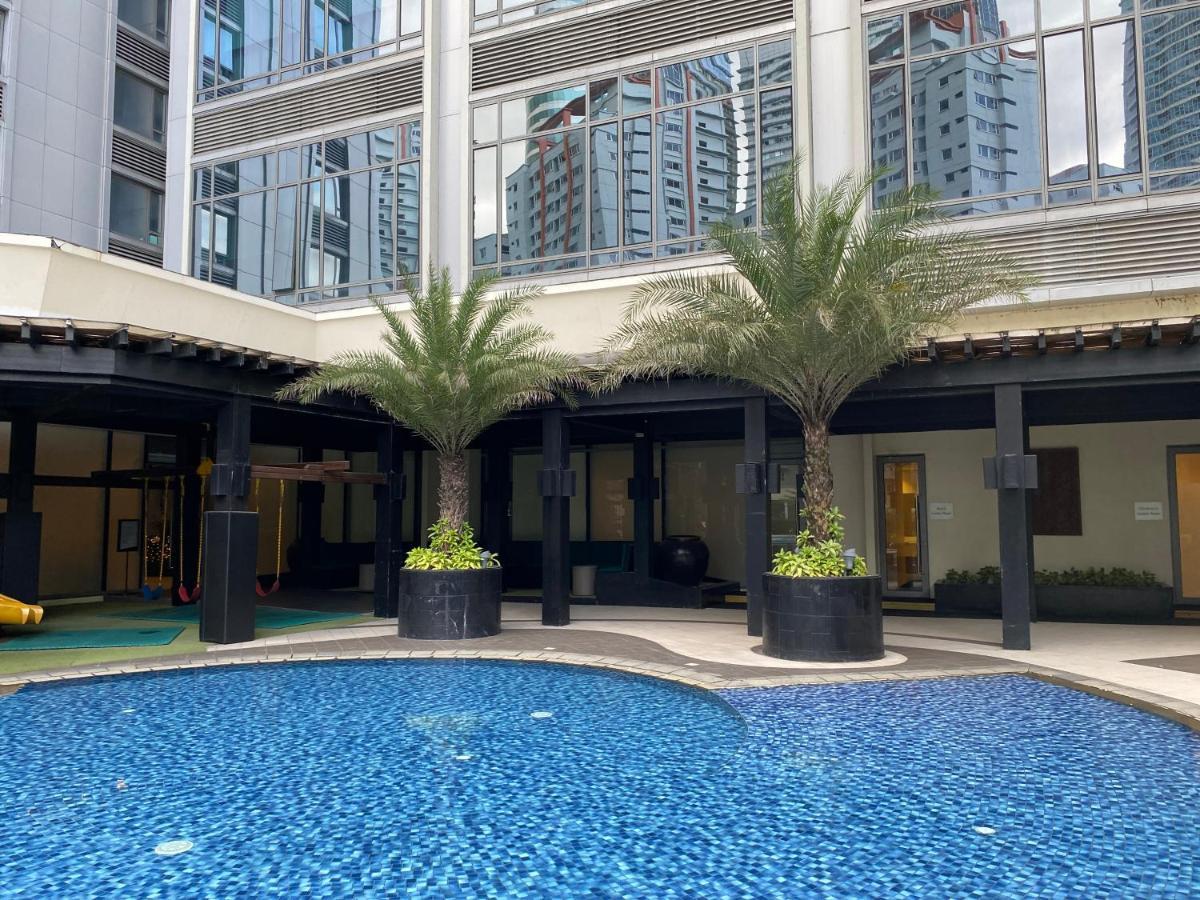 Penthouse Perfection Air Makati Apartment Manila Exterior foto